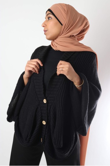 Cape cardigan with button