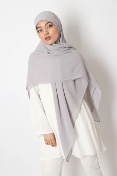 Nissa square chiffon hijab...