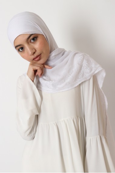 Maxi Classic Hijab with Lace