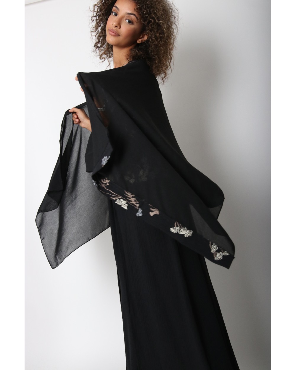 Embroidered hot sale kimono abaya